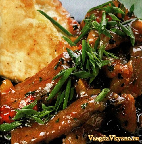 Свиные ребрышки в клюквенном соусе