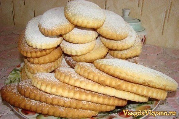 Молочные коржи из детства с ванилью