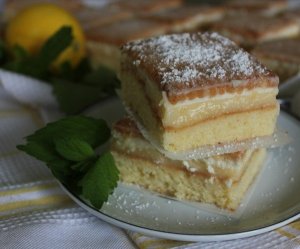 Лимонные пирожные